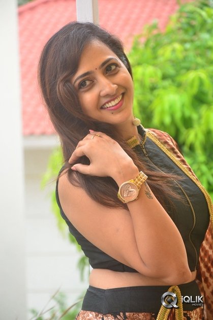 Anchor-Lasya-At-Raja-Meeru-Keka-Movie-Press-Meet